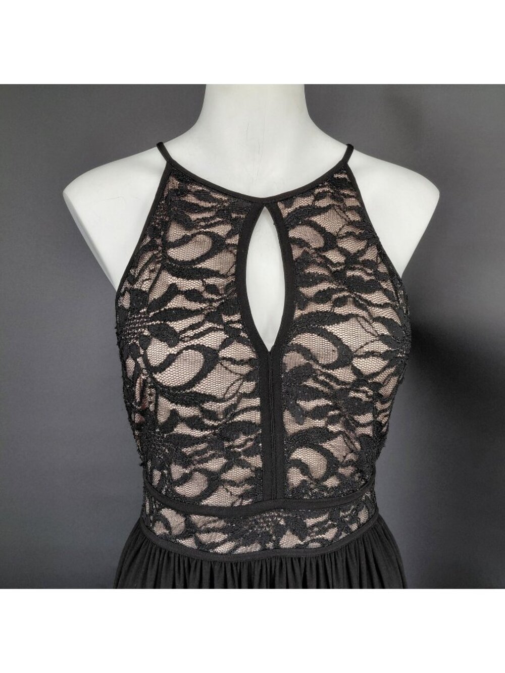 Nightway Dress Evening Gown Womens 6 Black Lace Halter Keyhole Maxi Formal Party